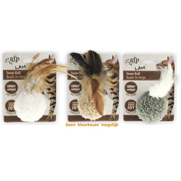 Afp snow ball lamswol met veren en catnip assorti