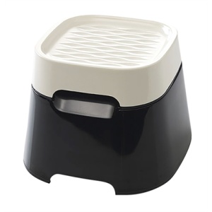 Savic ergo cube drinkbak creme / zwart