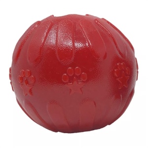 Starmark treat dispensing bacon bal